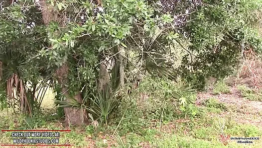 Kendra lynn ormanda kayboldu: kayıp yürüyüşçü ormanda sahte korucuyla mastürbasyon yapıyor