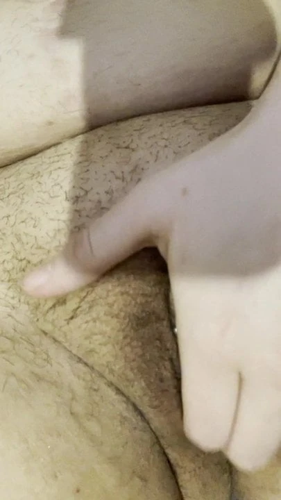 Тугая, жесткая, мокрая и сочная пизда