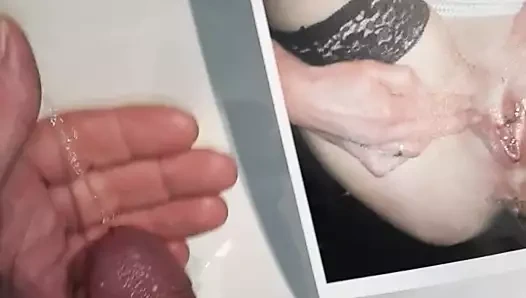 Pissmaus Natalie vollgespritzt