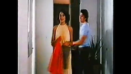 Lesley ann aşağı üstsüz