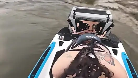 Dışarıda bağlanıyor