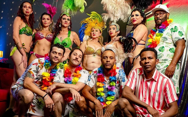 Olgun carnaval anal samba sikiş partisi partisi