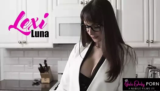 Düğün planlayıcısı gelinin amına elini uzatıyor