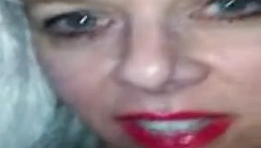 Kirli konuşma sarışın sikikleri siyah horoz