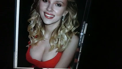 Scarlett johansson boşalmak haraç