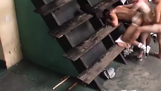 Genç euro röntgenci sikikleri sert ile jock teammates için boşalmak