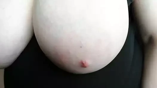 Göğüslerimin yakın çekim görüntüsü