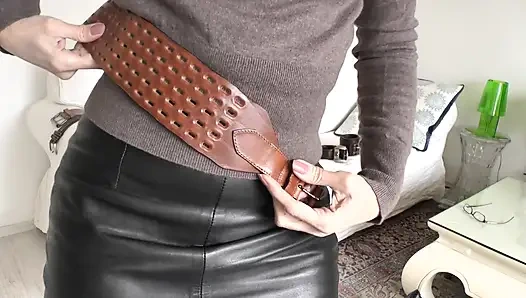 Oturma odasında kemer takma, bölüm 2, lady victoria valente