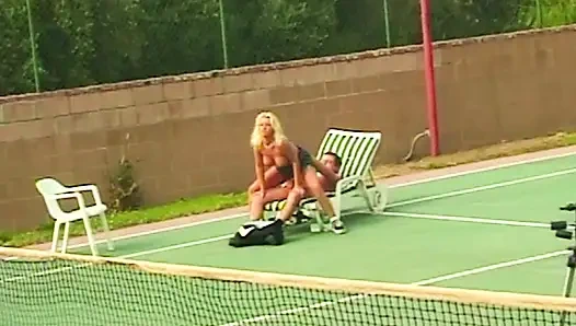 College Confessions: Wilder Sex auf dem Tennisplatz