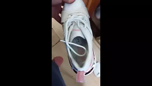 sneaky cum in fresh pumas