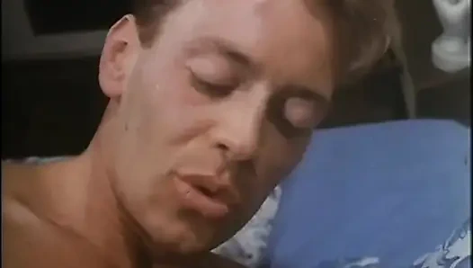 Rocco ve Moana göt sikiyor amcık yalıyor büyük yarak emiyor 69 pozisyonunda