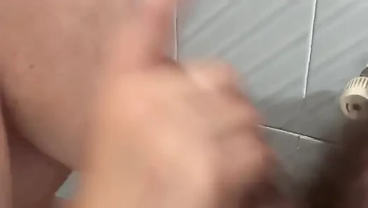 Julius taşaklarını külotuma boşaltıyor