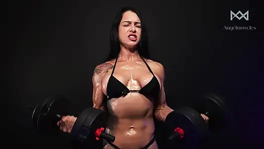 O rekabet etmez. O Domine Ediyor