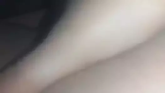 Grosse pute se fait plaisir