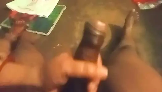 Karım ne mera lond ko masege karti