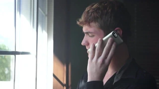 piyanist alır dövülerek