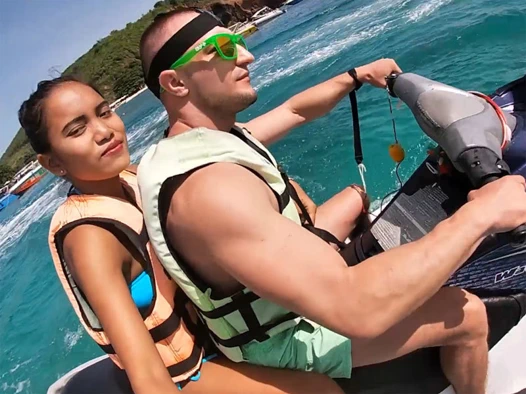 Jetski oral seks içinde kamu ile onun gerçek Asya genç kız arkadaş