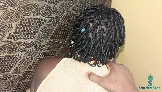 Balthazar Meydan Okuması, Güzel ve Baştan Çıkarıcı Kırmızı Elbiseli Küçük Tumi