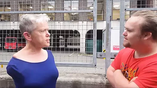 olgun talidomid bayan