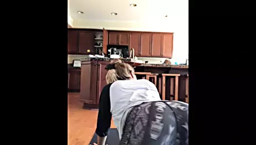 Gözyaşı gözlü kolej karma eğitim yapan haley popo becerdin!