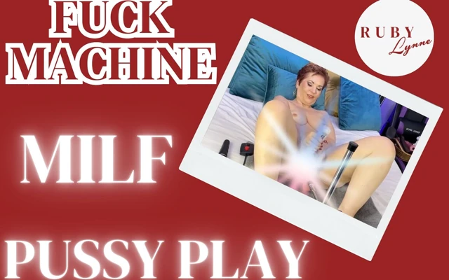 Sikiş makinesi - orta yaşlı seksi kadın amcık oyunu