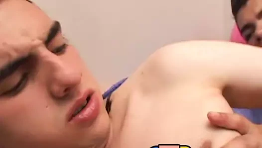 Amatör horoz guzzler alır dev raw çük yukarı the göt