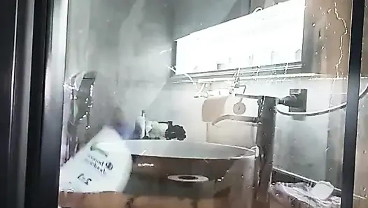Duşta Beni İzle