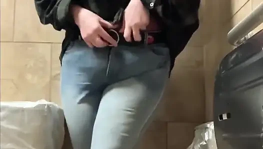 Curvy Brunette Going to the Toilet Four Times