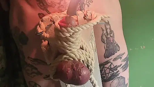 Goode kız mum ışığında kırbaçlıyor bölüm 2