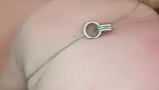 İskoç sürtük Sara Cuma eğlencesi bölüm 1