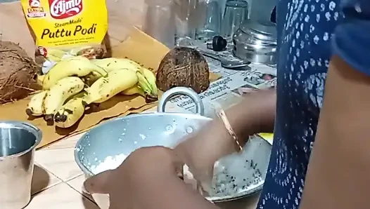 Hintli evli kadın mutfakta sikişiyor