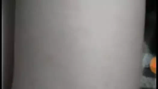 querendo mostrar a bundinha