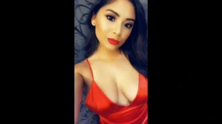 Filipinli mexican island kız gösterme kapalı milf göğüsler