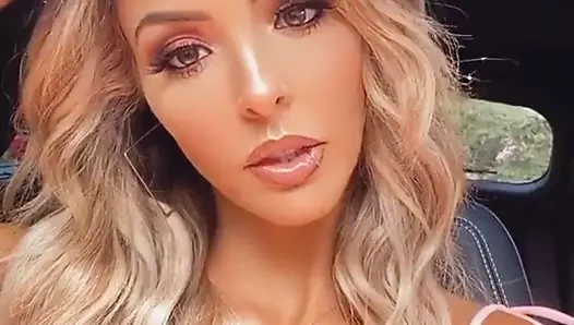 Wwe - arabada peyton royce dudak senkronizasyonu