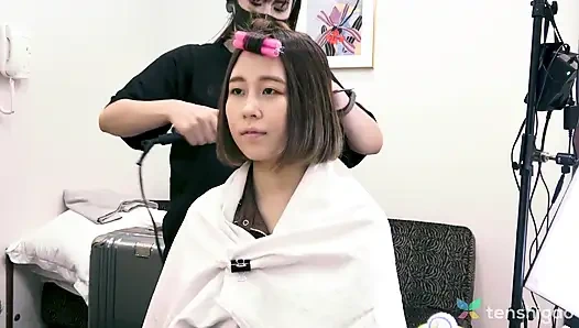 Kurumi Aoyama sahne arkası