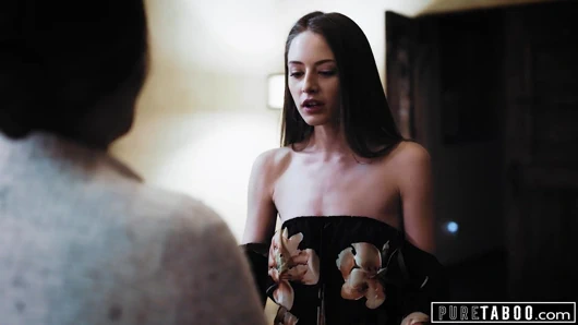 Saf tabu, kyler quinn üvey anne ve üvey babasıyla yakalandı