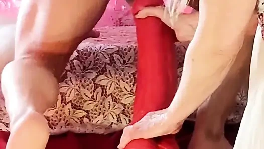 Mareslut büyük dildoya biniyor xxx redboy9, mrhankeystoys