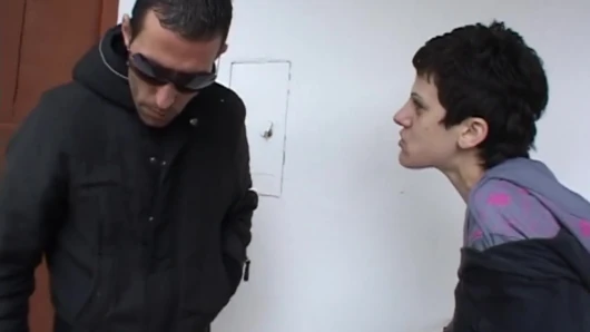 Üvey erkek kardeşinin yarağı