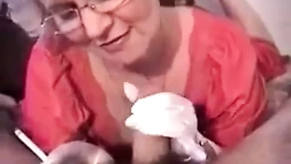 Sarışın anneanne bj r20