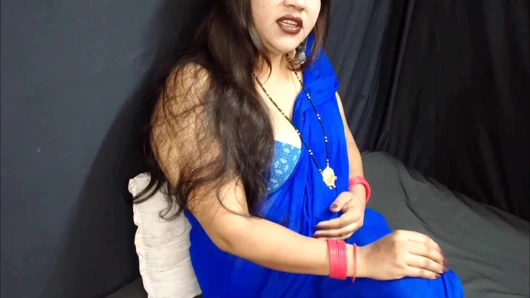 The stepmother told her son how to fuck