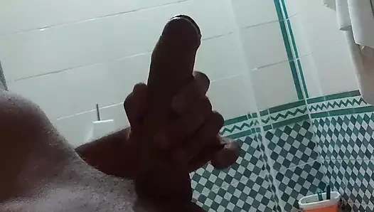 Sözlü bir babayla banyoda görüntülü görüşme - edepsiz konuşma, bakış açısı sakso ve taşak yalama