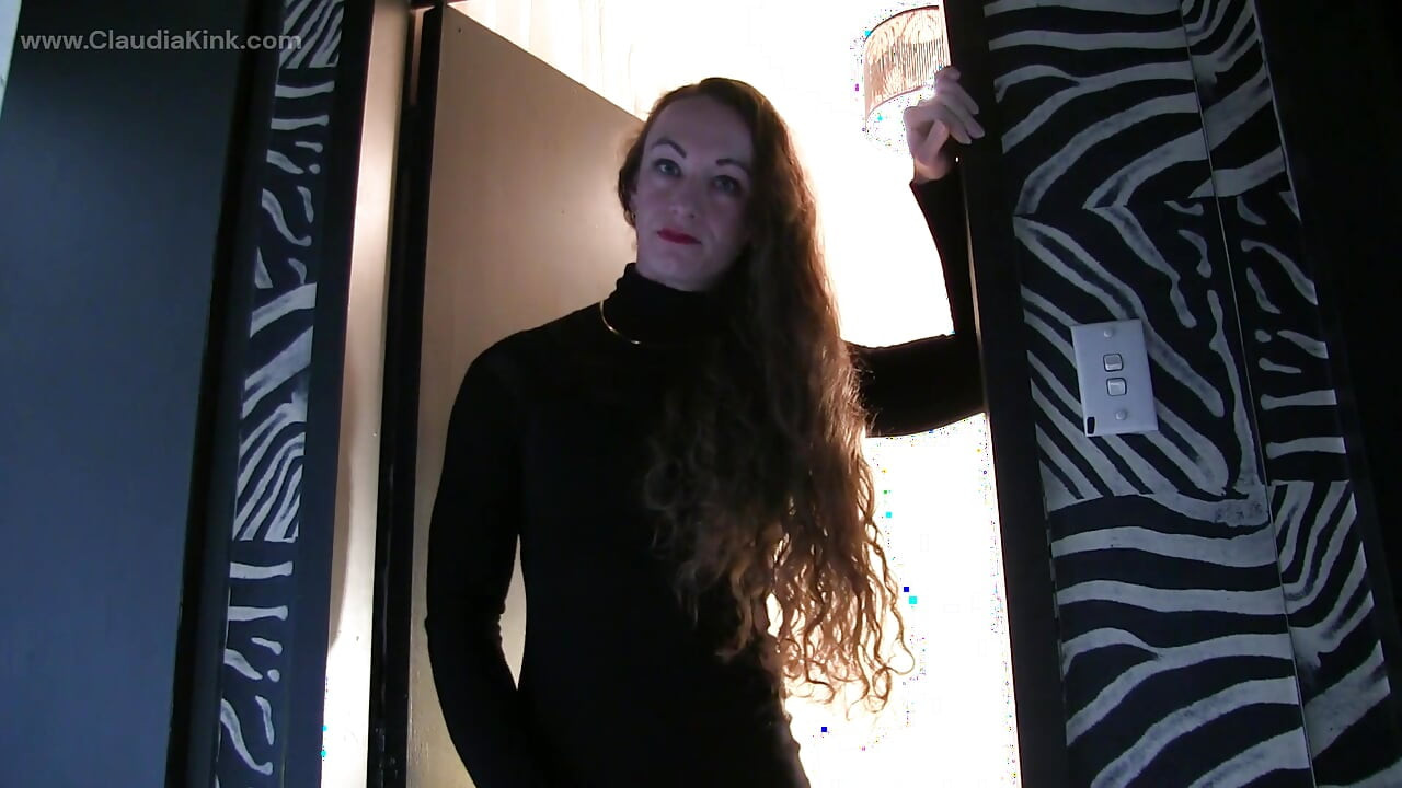 Güçlü büyüyen kaslı kız arkadaş sana hükmediyor - mağazalarımda tam video!