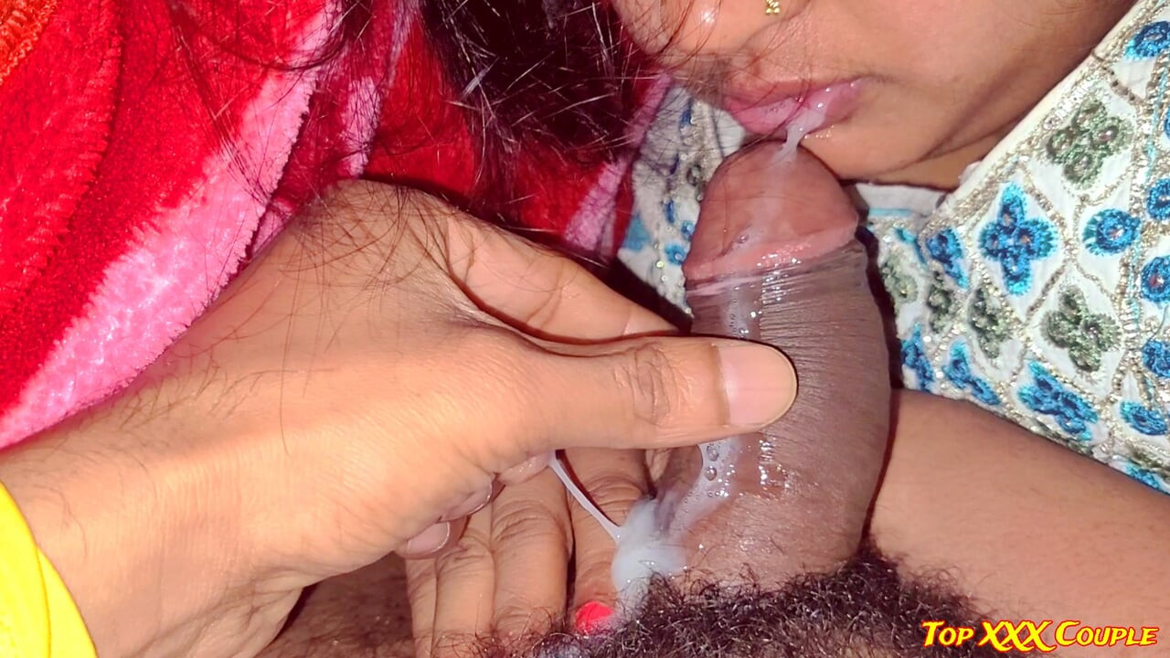 Cute village girl close-up blowjob and cum in mouth.