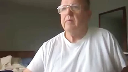 Yaşlı adam mastürbasyon onun büyük çük