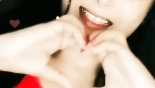 Ajina menon seksi milf büyük boob tik tok aktris shake