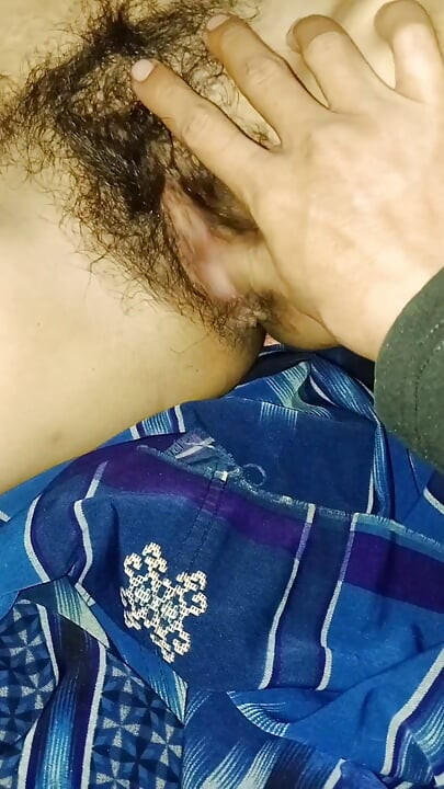 Pulen!! Uzun zamandır dul bir aygır anne