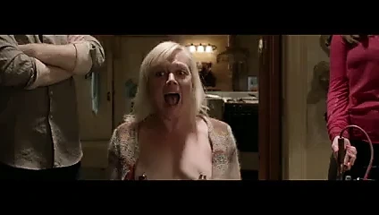 Emily bergl utanmaz içinde - 3