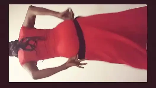 Ateşli götümü dans ediyor