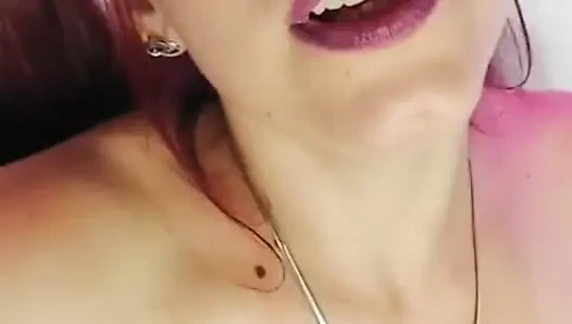 Shyyfxx en iyi arkadaşın gözlüğüyle yarağını sertleştiriyor ve dans ediyor! Role Play P1