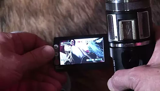 şehvetli esmer MİLF kutu kolu üç sert araçlar içinde ona Siktir et